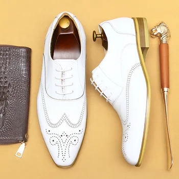 Белые свадебные туфли-оксфорды для мужчин, роскошная Натуральная кожа, Дизайнерская мода 2023 года, Новый стиль, Броги, мужская модельная социальная обувь